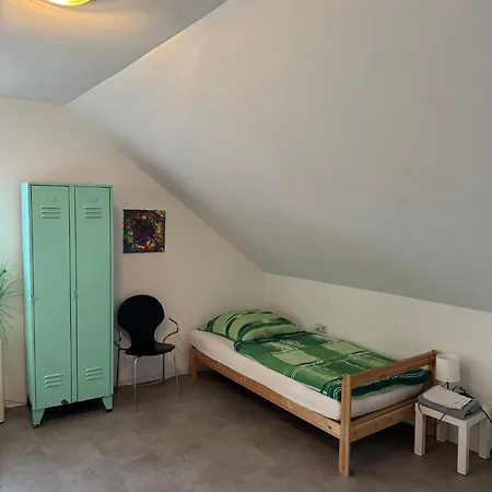 아파트 Helle Monteurwohnungen Kueche Wifi *